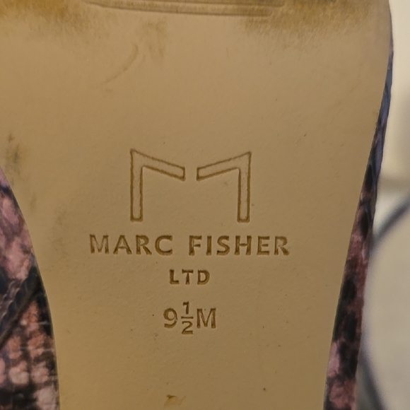 Pink and Black Ankle Booties with Chunky Heel - Picture 9 of 11